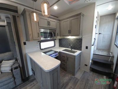 2020 Keystone Raptor — photo 21 view