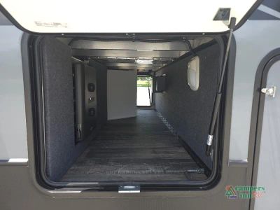 2020 Keystone Raptor — photo 10 view