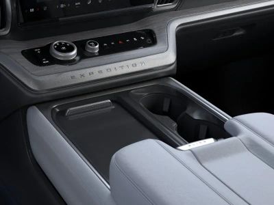2026 Ford Expedition - Photo 15
