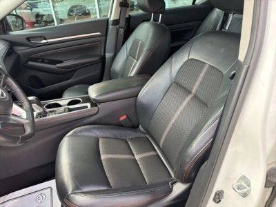 2023 Nissan Altima - Photo 9