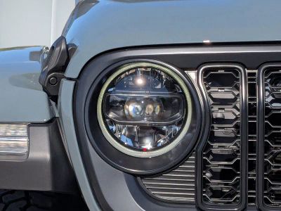 2026 Jeep Gladiator — photo 9 view