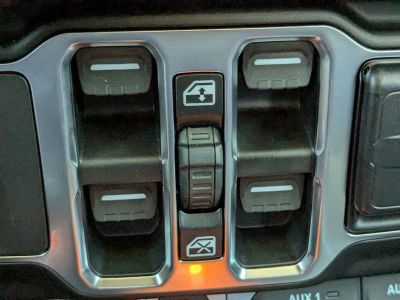 2026 Jeep Gladiator — photo 23 view