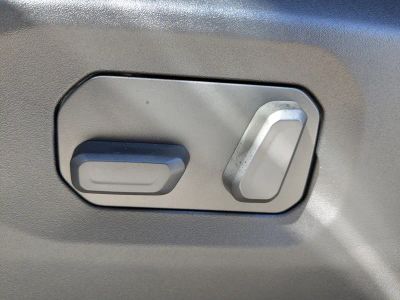 2026 Jeep Gladiator — photo 20 view