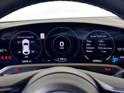 2023 Porsche Taycan - Photo 14