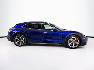 2023 Porsche Taycan - Photo 8