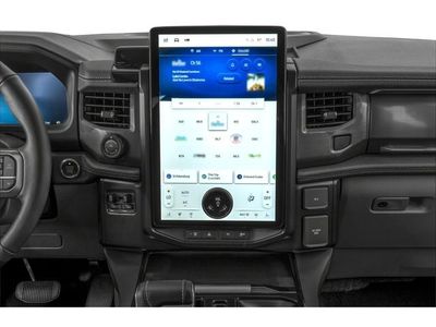 2025 Ford F-150 Lightning - Photo 3