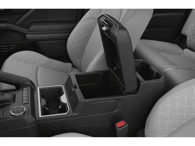 2025 Toyota Tacoma — photo 10 view