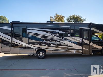 2026 Coachmen Freelander - Photo 2