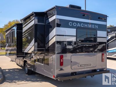 2026 Coachmen Freelander - Photo 3