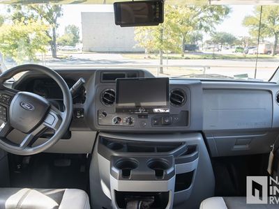 2026 Coachmen Freelander - Photo 10