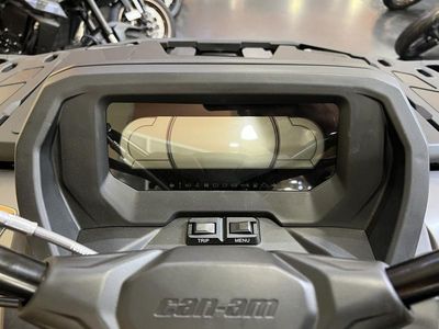 2026 Can-Am Outlander MAX XT 850 - Photo 9
