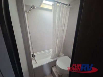 2023 Gulf Stream RV Kingsport Ultra Lite - Photo 26