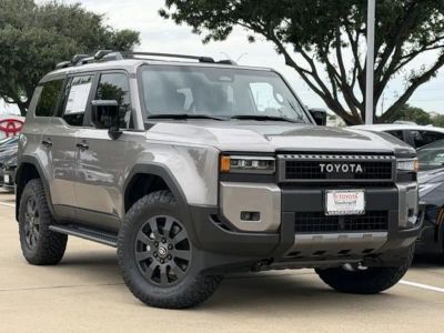 2026 Toyota Land Cruiser - Photo 2