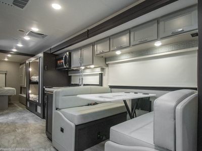 2026 Thor Motor Coach Magnitude Grand - Photo 15
