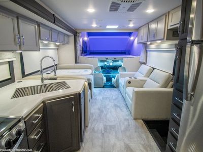 2026 Thor Motor Coach Magnitude Grand - Photo 3