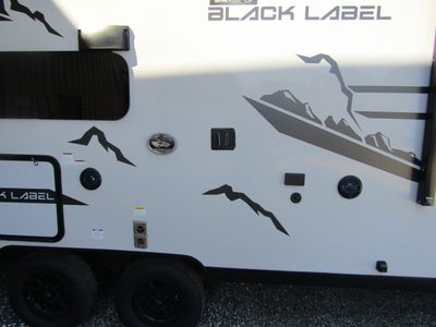 2024 Forest River Cherokee Black Label - Photo 7