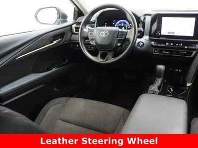 2025 Toyota Camry FWD - Photo 30