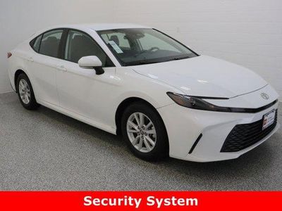 2025 Toyota Camry FWD - Photo 4