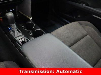 2025 Toyota Camry FWD - Photo 16