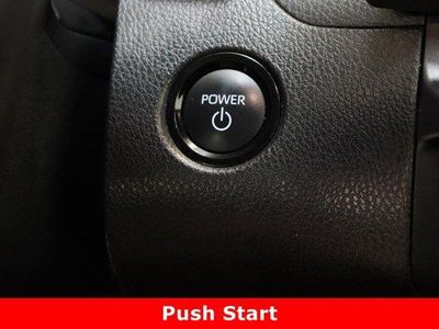 2025 Toyota Camry FWD - Photo 17