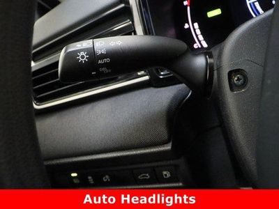 2025 Toyota Camry FWD - Photo 24