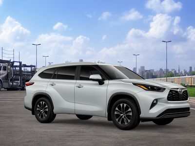 2026 Toyota Highlander - Photo 16