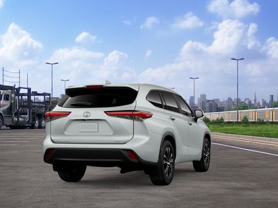 2026 Toyota Highlander - Photo 11