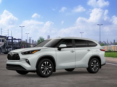 2026 Toyota Highlander - Photo 3