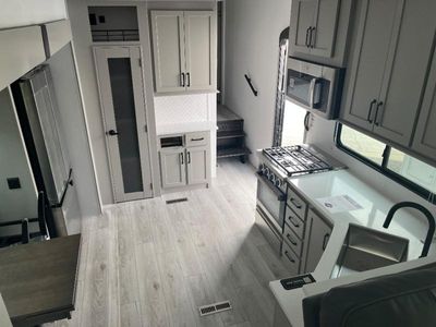 2026 Keystone RV Montana High Country - Photo 10
