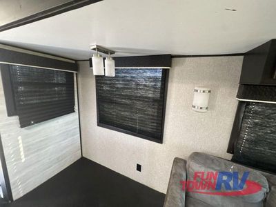 2021 Jayco Jayco — engine compartment view