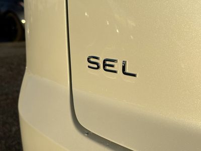 2026 Volkswagen Atlas Cross Sport — photo 11 view