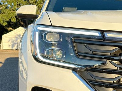 2026 Volkswagen Atlas Cross Sport — photo 9 view