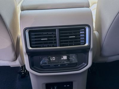 2026 Volkswagen Atlas - Photo 19