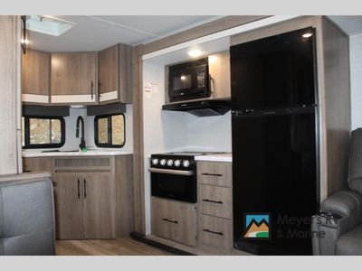 2023 Grand Design Imagine XLS - Photo 8