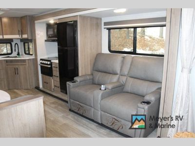 2023 Grand Design Imagine XLS - Photo 21
