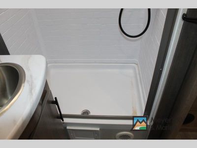 2023 Grand Design Imagine XLS - Photo 29