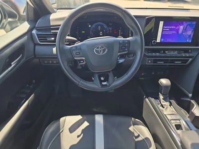 2025 Toyota Camry — photo 13 view
