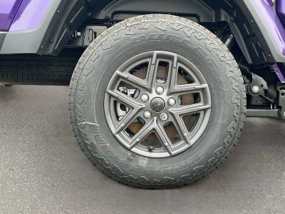2026 Jeep Gladiator — photo 28 view