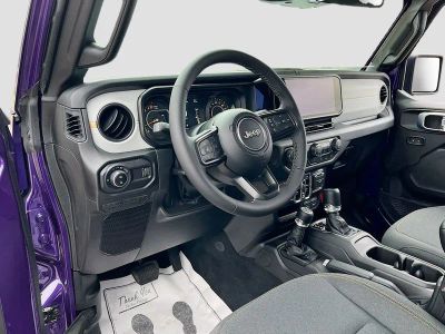 2026 Jeep Gladiator — photo 9 view