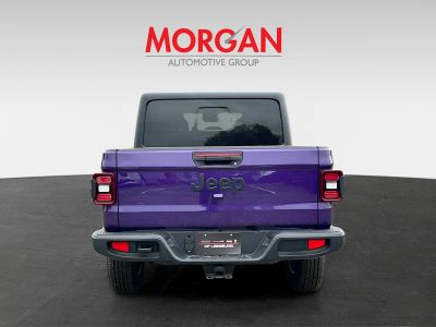 2026 Jeep Gladiator — engine compartment view