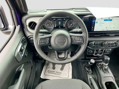 2026 Jeep Gladiator — photo 21 view