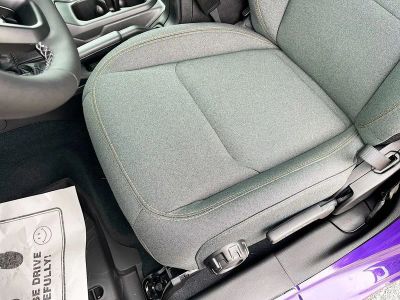 2026 Jeep Gladiator — photo 18 view