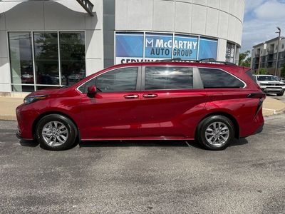 2024 Toyota Sienna - Photo 2