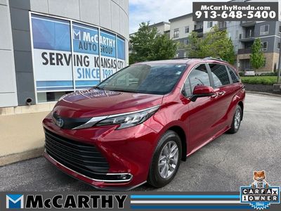 2024 Toyota Sienna - Photo 1