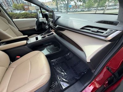 2024 Toyota Sienna - Photo 43