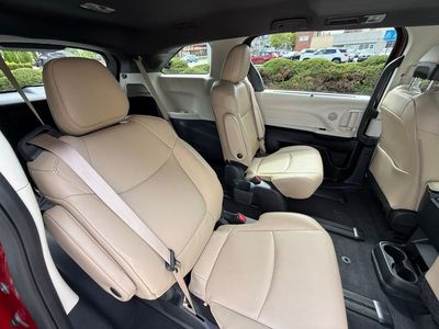 2024 Toyota Sienna - Photo 38