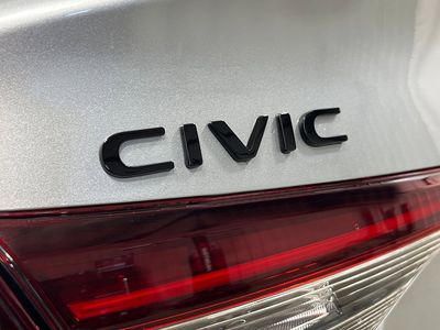 2026 Honda Civic Sedan Hybrid - Photo 8