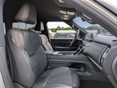2025 Nissan Armada - Photo 24