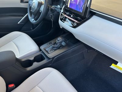 2026 Toyota Corolla Cross — photo 16 view