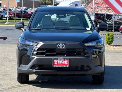 2026 Toyota Corolla Cross — photo 10 view